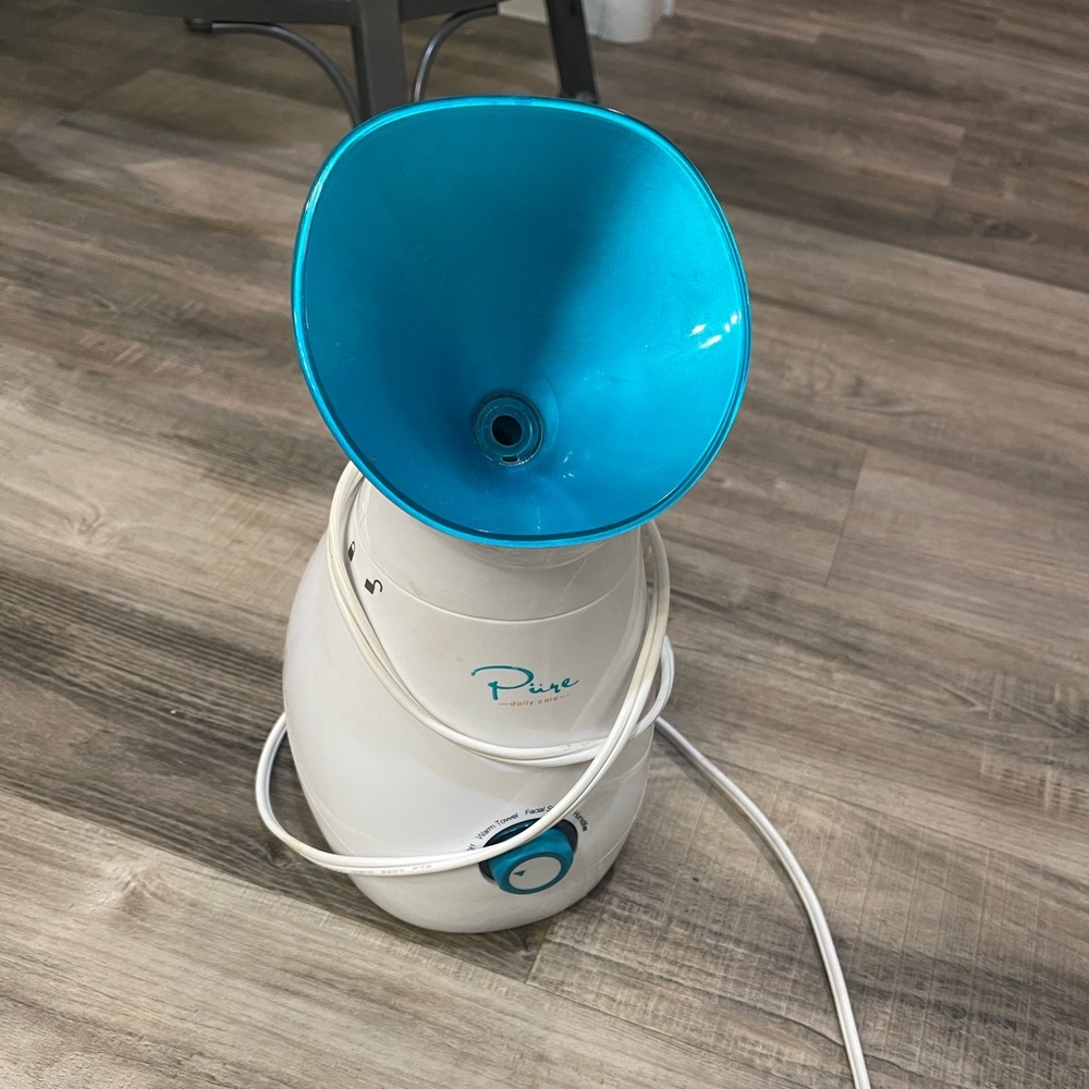 3-1 Nano-Steam, facial steamer